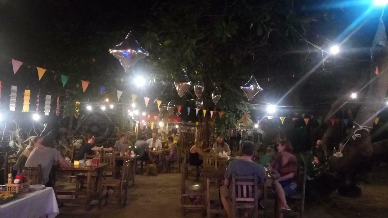 Chalee Tropicana Bungalow パヤム島 エクステリア 写真